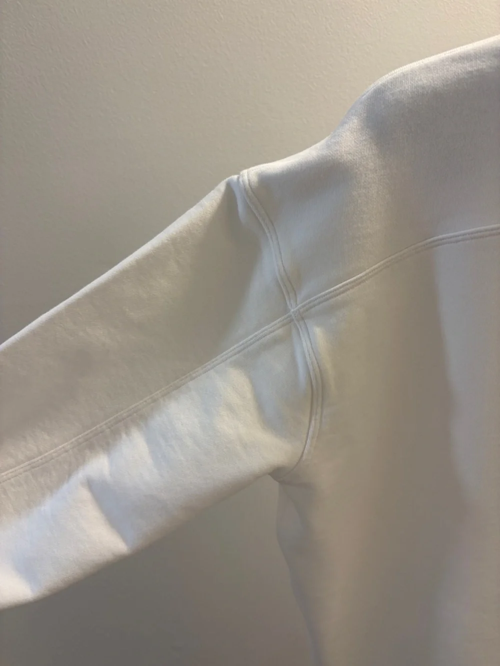 Lululemon Perfectly Oversized Graphic Crewneck ~ Best for Size 8 ~ White